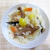 煮しめの残りで炊き込みご飯